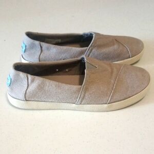 👟🧳Toms Gray Avalon Slip-On Flats 9 Women's EUC
